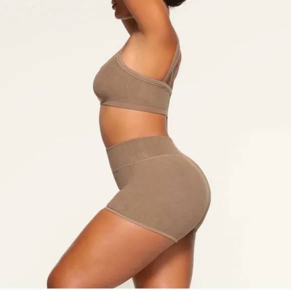 Skims Terry Lounge SEAMLESS SHORTS Thick Stretch Oxide Size 2X NWT